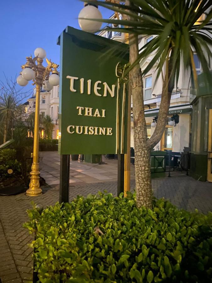Luxury 2 Beds Apartment By The Sea Bournemouth Exteriör bild