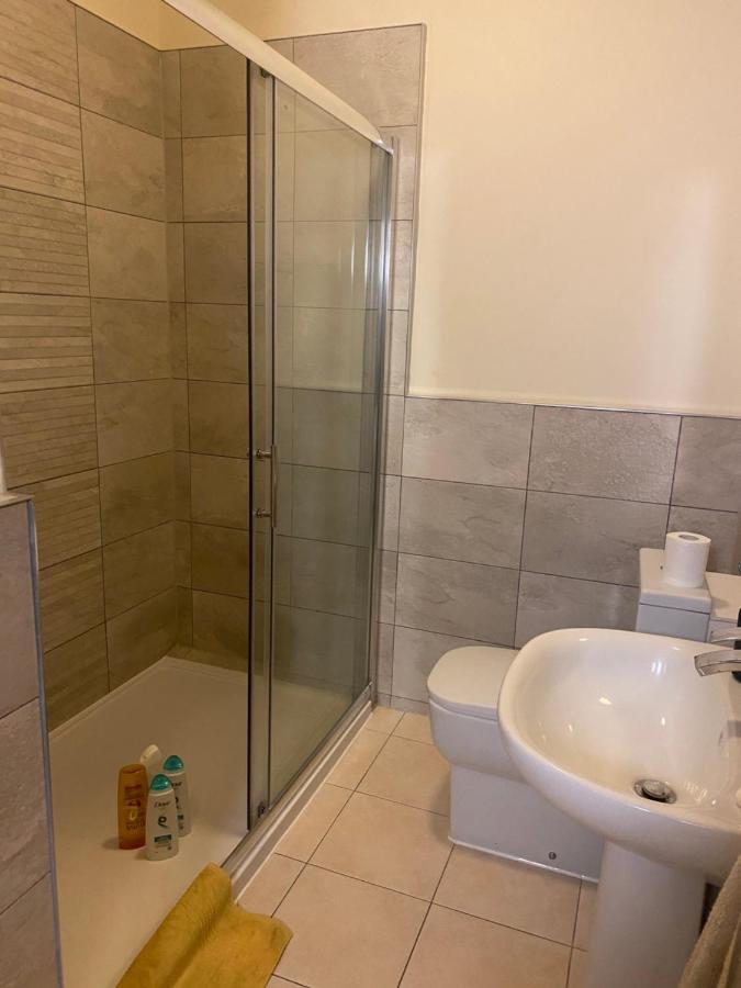 Luxury 2 Beds Apartment By The Sea Bournemouth Exteriör bild